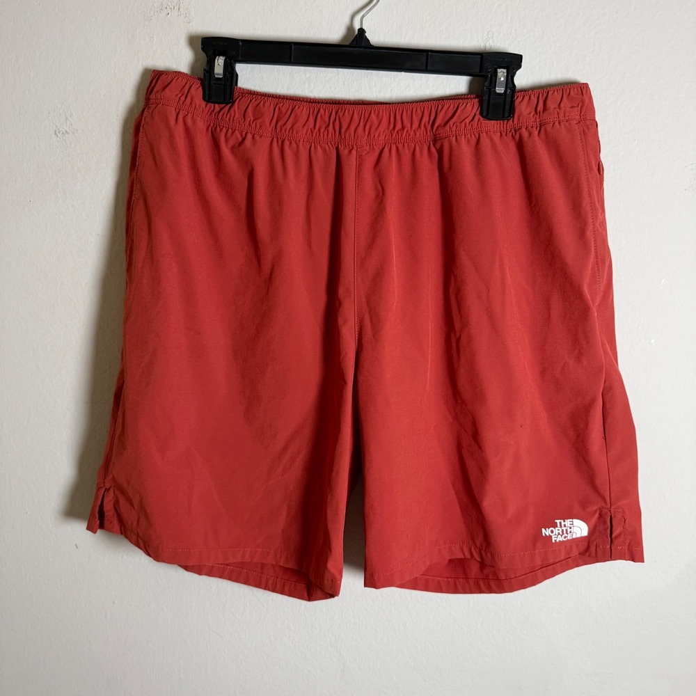 The North Face Mens Rust Red Active‎ Hiking Shorts XL Regular Logo Elastic Waist